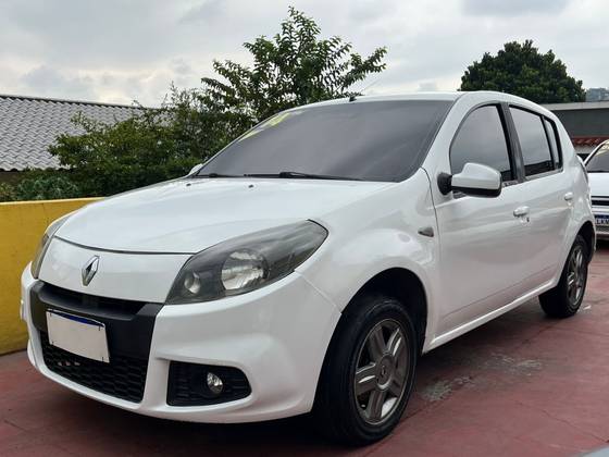 RENAULT SANDERO 1.0 EXPRESSION 16V FLEX 4P MANUAL RENAULT SANDERO 1.0 EXPRESSION 16V FLEX 4P MANUAL